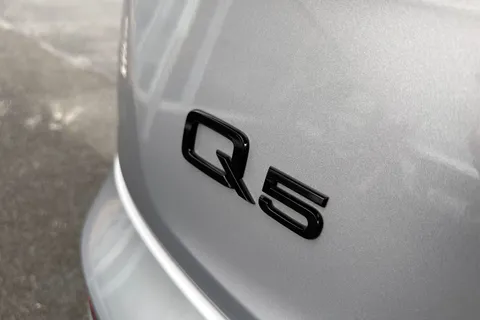 SE73OFP Audi Q5 Black Edition 45 TFSI quattro 265 PS S tronic Thumbnail #36