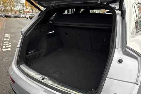 SE73OFP Audi Q5 Black Edition 45 TFSI quattro 265 PS S tronic Thumbnail #37