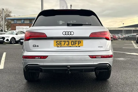 SE73OFP Audi Q5 Black Edition 45 TFSI quattro 265 PS S tronic Thumbnail #39