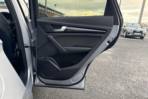 SE73OFP Audi Q5 Black Edition 45 TFSI quattro 265 PS S tronic Thumbnail #47