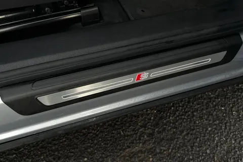 SE73OFP Audi Q5 Black Edition 45 TFSI quattro 265 PS S tronic Thumbnail #48