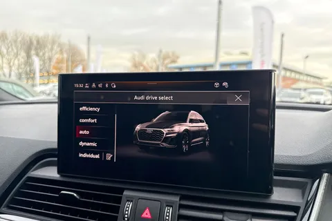 SE73OFP Audi Q5 Black Edition 45 TFSI quattro 265 PS S tronic Thumbnail #61