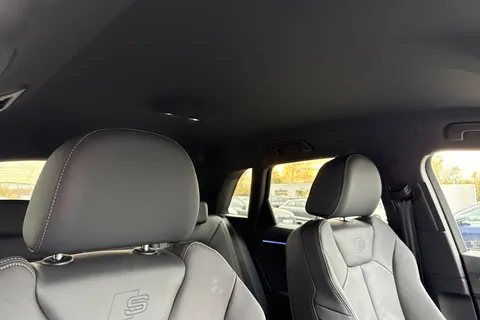 DN25FYT Audi Q3 Black Edition 35 TFSI 150 PS S tronic Thumbnail #25