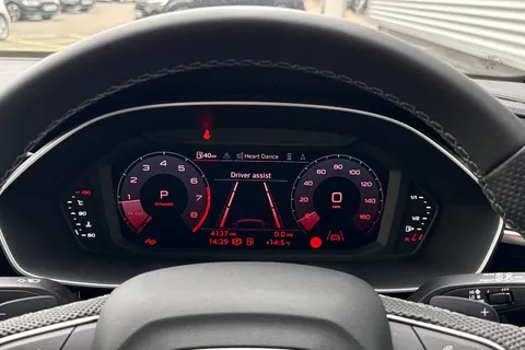 DN25FYT Audi Q3 Black Edition 35 TFSI 150 PS S tronic Thumbnail #36