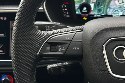 DN25FYT Audi Q3 Black Edition 35 TFSI 150 PS S tronic Thumbnail #39