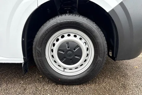 PK75HHC Volkswagen Transporter T28 Panel Van Commerce LWB 110 PS 2.0 TDI 6sp Manual Thumbnail #10