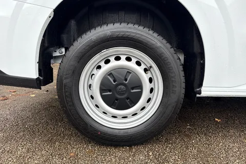 PK75HHC Volkswagen Transporter T28 Panel Van Commerce LWB 110 PS 2.0 TDI 6sp Manual Thumbnail #11