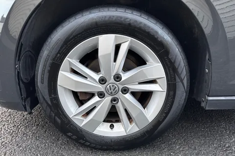 11 of 48 for Volkswagen Polo 1.0 TSI SE Euro 6 (s/s) 5dr