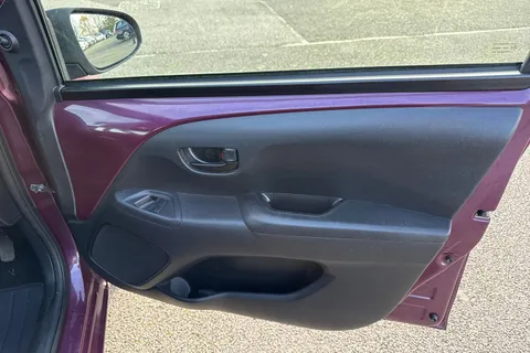 20 of 57 for PEUGEOT 108 1.0 Active 2 Tronic Euro 6 5dr