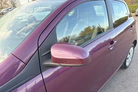 30 of 57 for PEUGEOT 108 1.0 Active 2 Tronic Euro 6 5dr