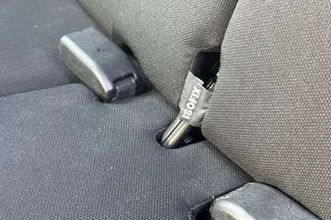 32 of 57 for PEUGEOT 108 1.0 Active 2 Tronic Euro 6 5dr