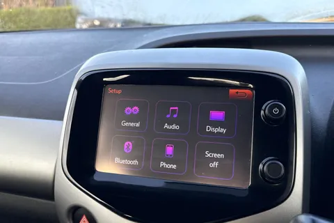 43 of 57 for PEUGEOT 108 1.0 Active 2 Tronic Euro 6 5dr