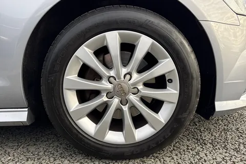 DH18HVU Audi A6 Avant 1.8 TFSI SE Executive Estate 5dr Petrol S Tronic Euro 6 (s/s) (190 ps) Thumbnail #7