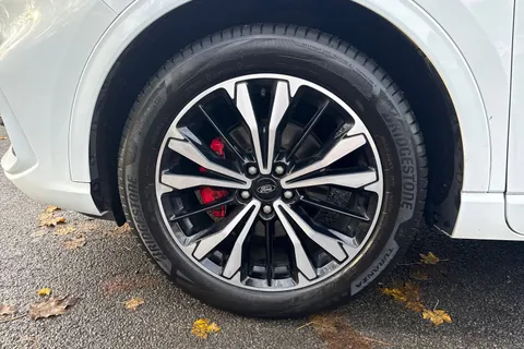 23 of 46 for FORD KUGA 1.5 EcoBlue ST-Line X 5dr