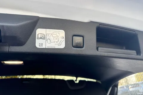 25 of 46 for FORD KUGA 1.5 EcoBlue ST-Line X 5dr