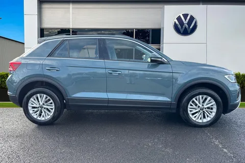 3 of 47 for VOLKSWAGEN T-ROC 1.5 TSI Life 5dr
