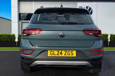 4 of 47 for VOLKSWAGEN T-ROC 1.5 TSI Life 5dr