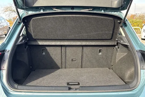 7 of 47 for VOLKSWAGEN T-ROC 1.5 TSI Life 5dr