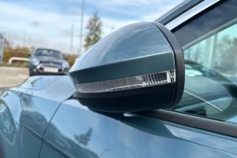 26 of 47 for VOLKSWAGEN T-ROC 1.5 TSI Life 5dr