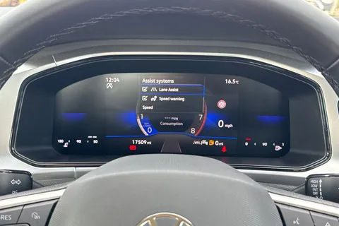 40 of 47 for VOLKSWAGEN T-ROC 1.5 TSI Life 5dr