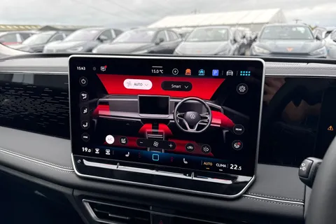 Volkswagen Tiguan 1.5 TSI Elegance DSG Euro 6 (s/s) 5dr Thumbnail #22