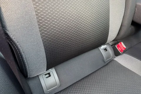 EO70FLJ Nissan Qashqai 1.3 DIG-T N-Connecta DCT Auto Euro 6 (s/s) 5dr Thumbnail #44