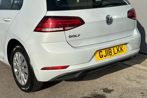 8 of 59 for Volkswagen Golf 1.4 TSI S Hatchback 5dr Petrol DSG Euro 6 (s/s) (125 ps)