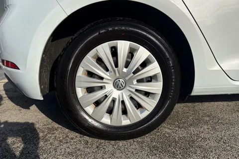 11 of 59 for Volkswagen Golf 1.4 TSI S Hatchback 5dr Petrol DSG Euro 6 (s/s) (125 ps)
