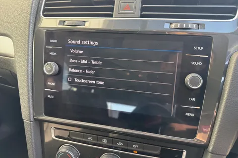 40 of 59 for Volkswagen Golf 1.4 TSI S Hatchback 5dr Petrol DSG Euro 6 (s/s) (125 ps)