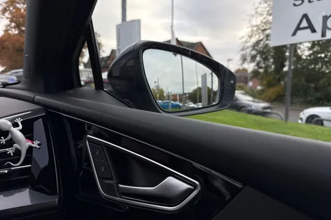 21 of 66 for Audi Q4 e-tron Q4 Sportback S line 45 e-tron 210,00 kW