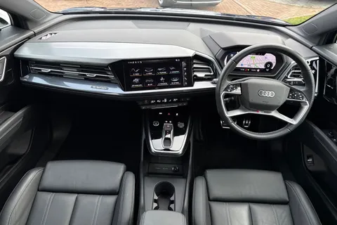 31 of 66 for Audi Q4 e-tron Q4 Sportback S line 45 e-tron 210,00 kW