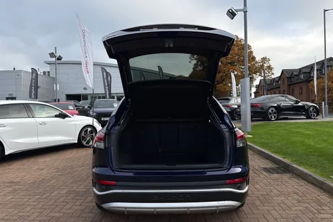 40 of 66 for Audi Q4 e-tron Q4 Sportback S line 45 e-tron 210,00 kW