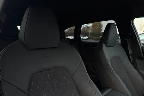 BG25EYP Audi A6 Avant Avant Launch Edition TDI quattro 204 PS S tronic Thumbnail #24