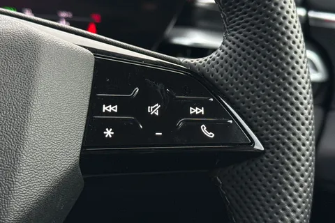 BG25EYP Audi A6 Avant Avant Launch Edition TDI quattro 204 PS S tronic Thumbnail #36