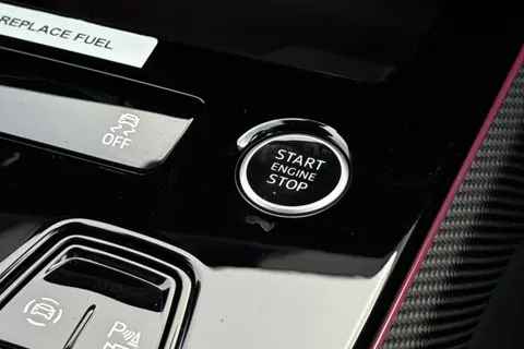 BG25EYP Audi A6 Avant Avant Launch Edition TDI quattro 204 PS S tronic Thumbnail #40