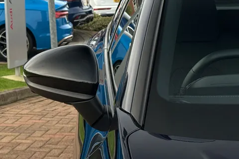 BG25EYP Audi A6 Avant Avant Launch Edition TDI quattro 204 PS S tronic Thumbnail #54