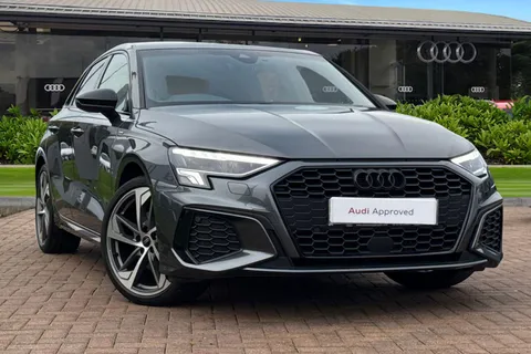 PF73RRU Audi A3 Black Edition 35 TFSI 150 PS 6-speed Thumbnail #2