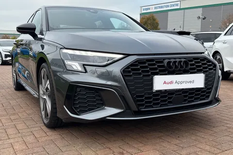 PF73RRU Audi A3 Black Edition 35 TFSI 150 PS 6-speed Thumbnail #9