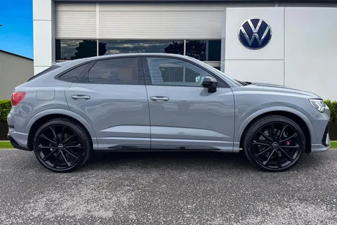 3 of 64 for Audi RS Q3 2.5 TFSI Audi Sport Edition Sportback S Tronic quattro Euro 6 (s/s) 5dr