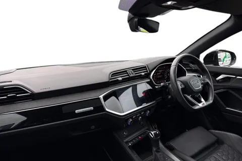 15 of 64 for Audi RS Q3 2.5 TFSI Audi Sport Edition Sportback S Tronic quattro Euro 6 (s/s) 5dr