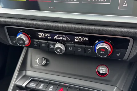 22 of 64 for Audi RS Q3 2.5 TFSI Audi Sport Edition Sportback S Tronic quattro Euro 6 (s/s) 5dr