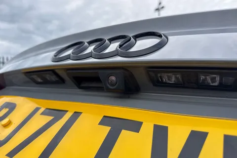 28 of 64 for Audi RS Q3 2.5 TFSI Audi Sport Edition Sportback S Tronic quattro Euro 6 (s/s) 5dr