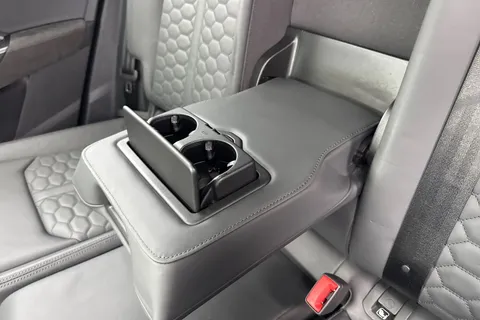 38 of 64 for Audi RS Q3 2.5 TFSI Audi Sport Edition Sportback S Tronic quattro Euro 6 (s/s) 5dr