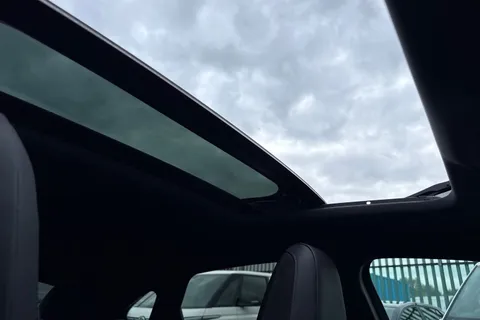 52 of 64 for Audi RS Q3 2.5 TFSI Audi Sport Edition Sportback S Tronic quattro Euro 6 (s/s) 5dr