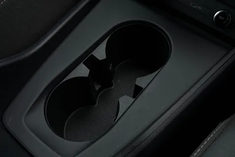 KY24UNM Audi Q4 e-tron 250kW 55 Quattro 82kWh S Line 5dr Auto [Leather] Thumbnail #42