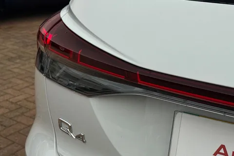 KY24UNM Audi Q4 e-tron 250kW 55 Quattro 82kWh S Line 5dr Auto [Leather] Thumbnail #52