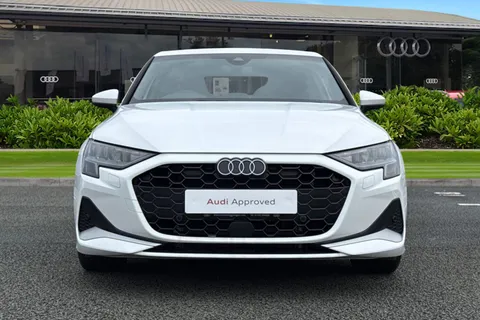 SN75YBL Audi A3 Sport 40 TFSI e 204 PS S tronic Thumbnail #7