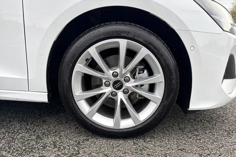 SN75YBL Audi A3 Sport 40 TFSI e 204 PS S tronic Thumbnail #11