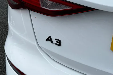 SN75YBL Audi A3 Sport 40 TFSI e 204 PS S tronic Thumbnail #28