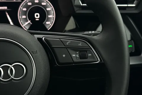 SN75YBL Audi A3 Sport 40 TFSI e 204 PS S tronic Thumbnail #37